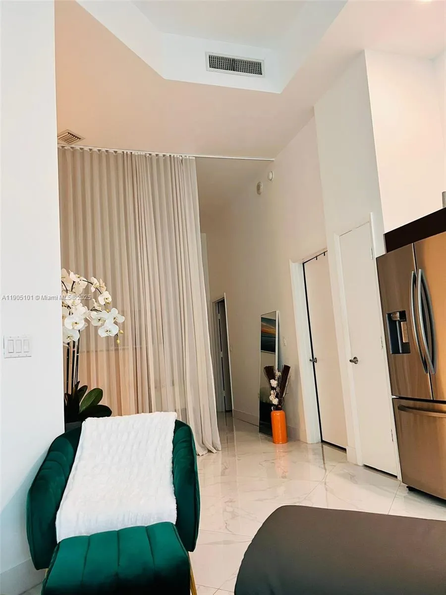 1900 N Bayshore Dr # 710, Miami FL 33132