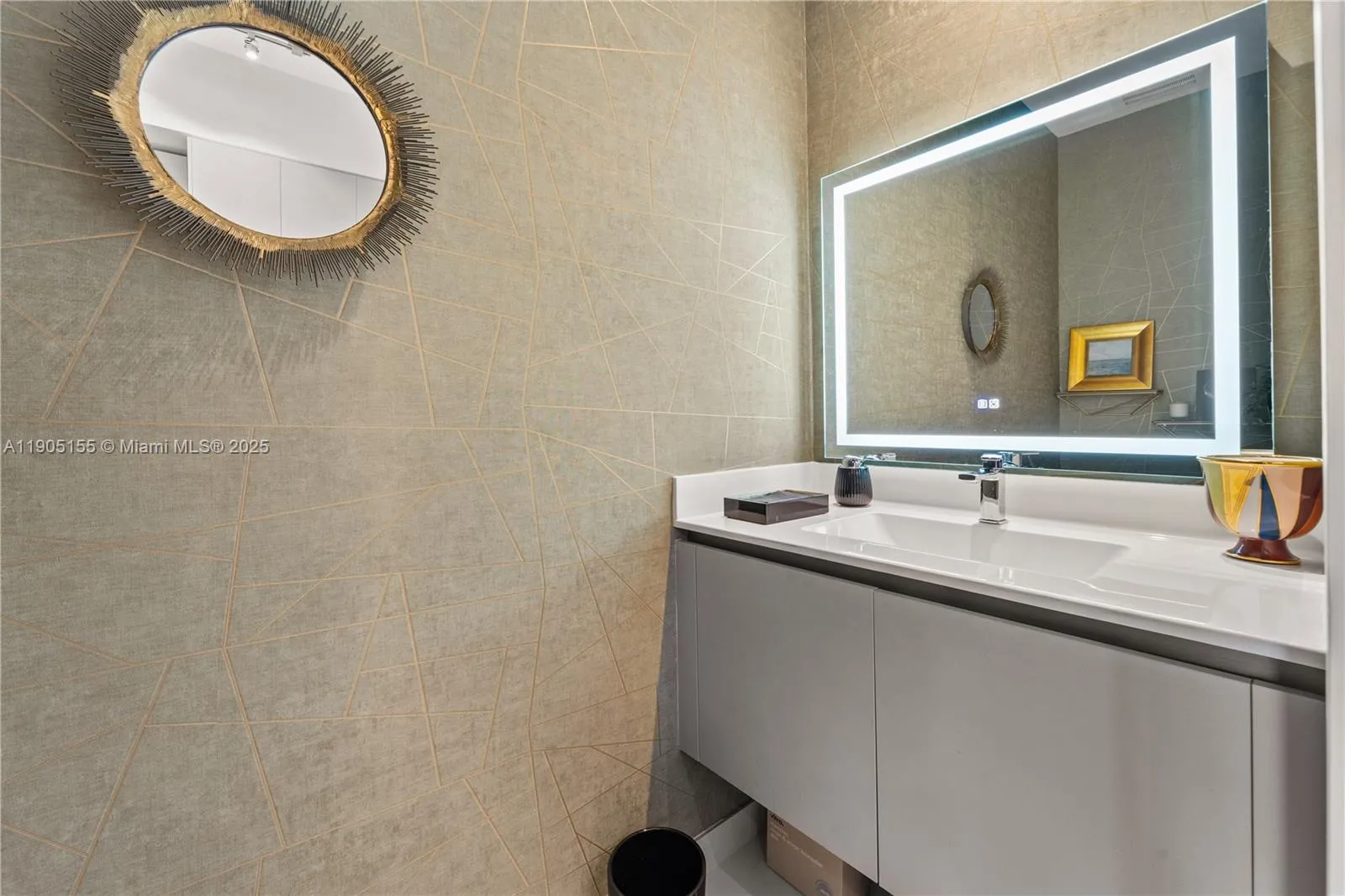1030 15th St # 217, Miami Beach FL 33139