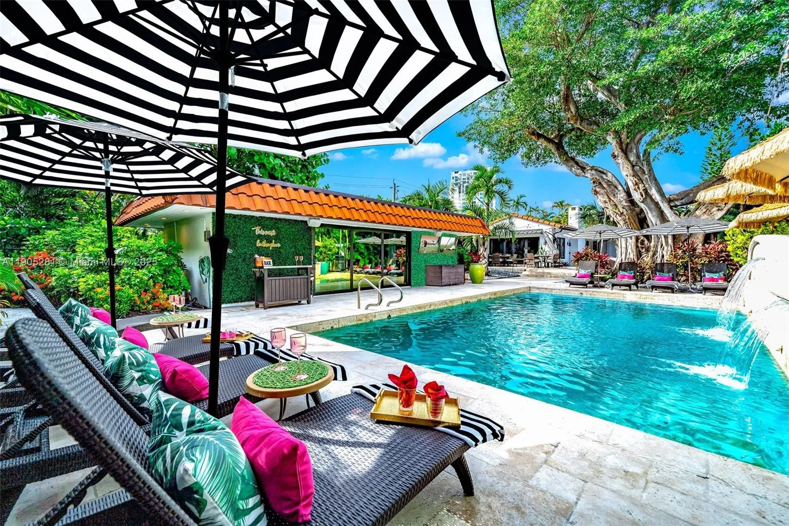 5 bedroom 5 bath for sale at 11 Sylvan Ln, Fort Lauderdale FL 33316