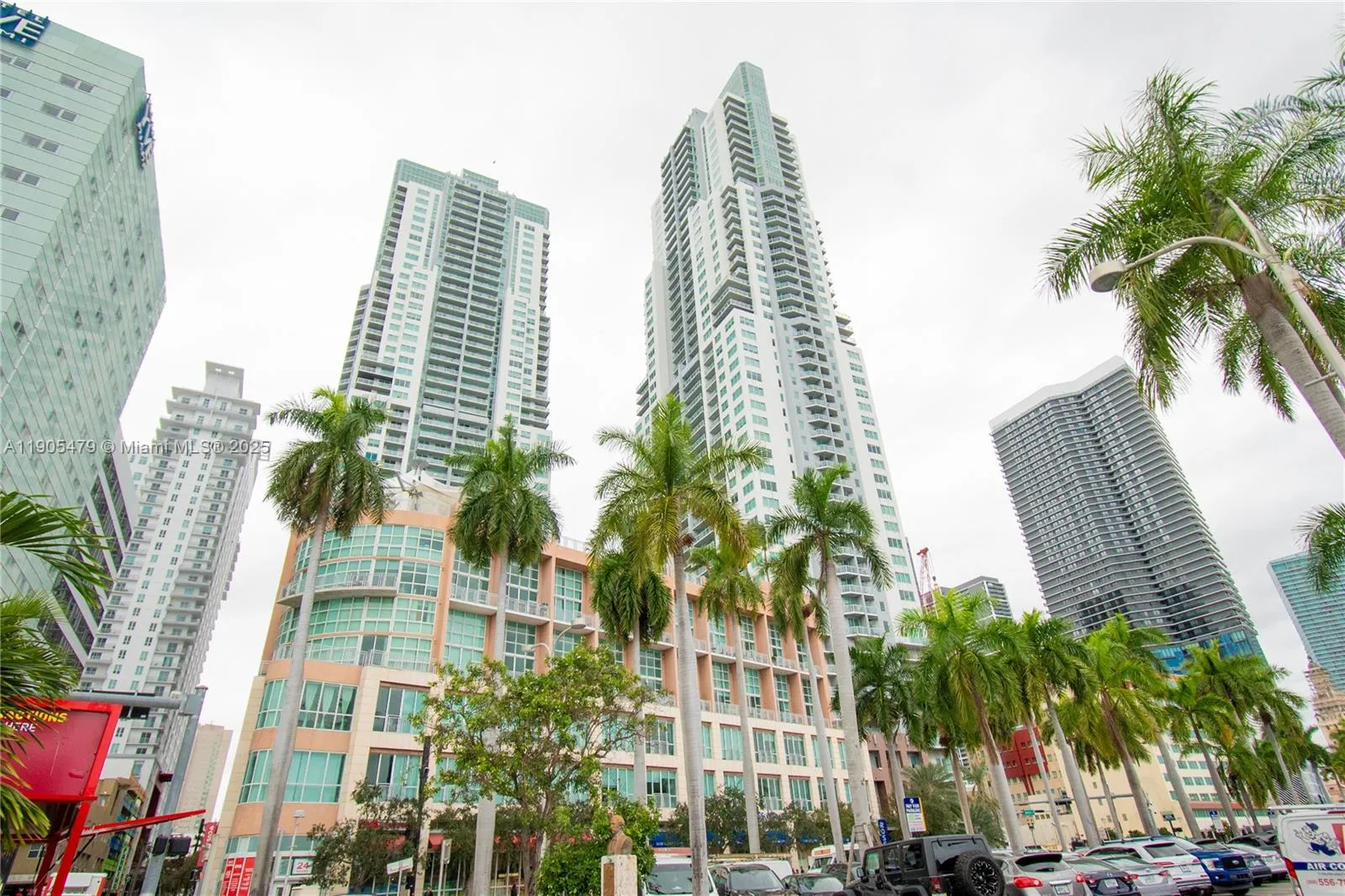 1 bath for sale at 253 NE 2nd Street # 315, Miami FL 33132