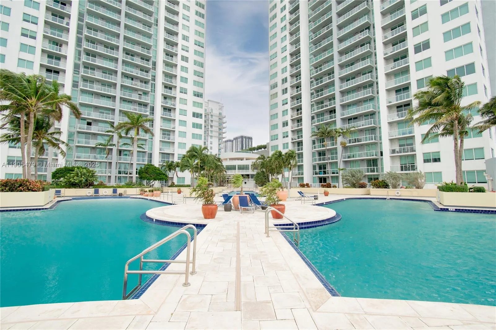 253 NE 2nd Street # 315, Miami FL 33132