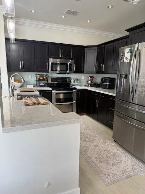 14686 SW 132nd Ct, Miami FL 33186