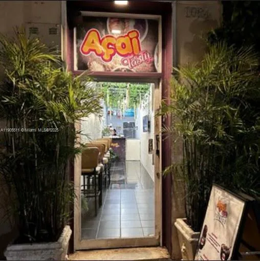1024 71st St, Miami Beach FL 33141