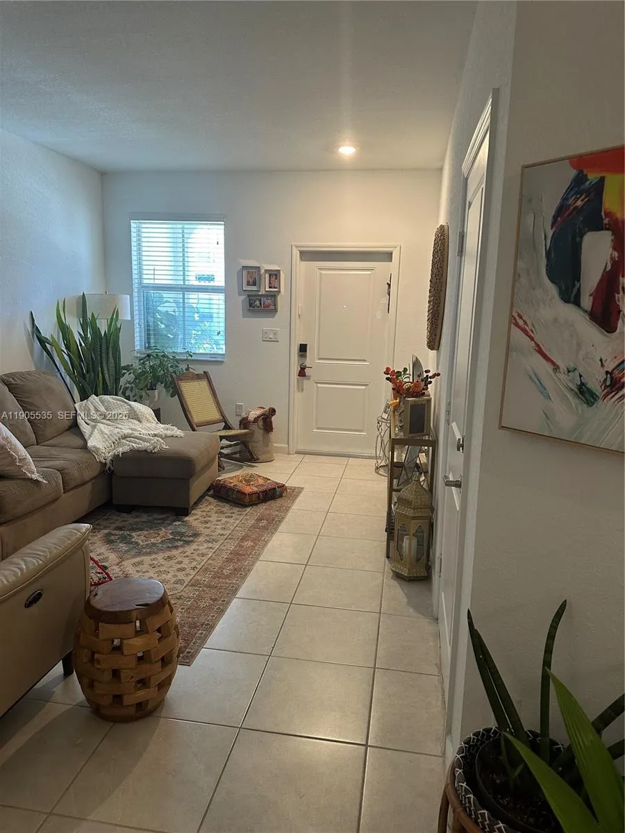 3 bedroom 2 bath for sale at 2615 SE 12th St, Homestead FL 33035