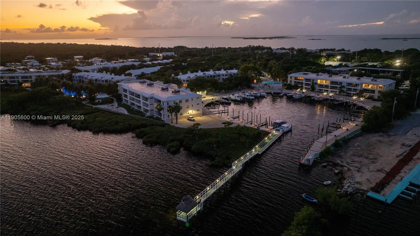 4 bedroom 3 bath for sale at 97501 Overseas Hwy # 131, Key Largo FL 33037