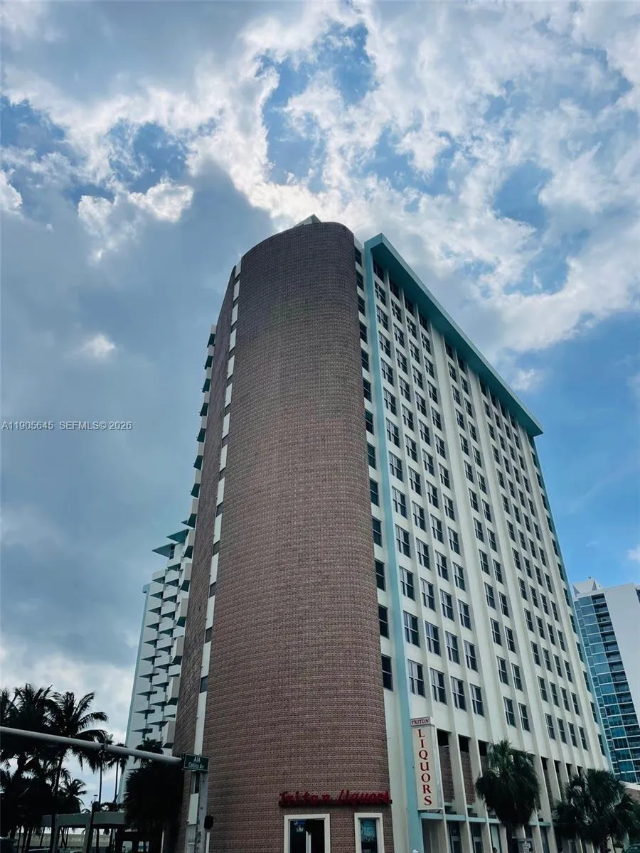 2899 Collins Ave # 648, Miami Beach FL 33140
