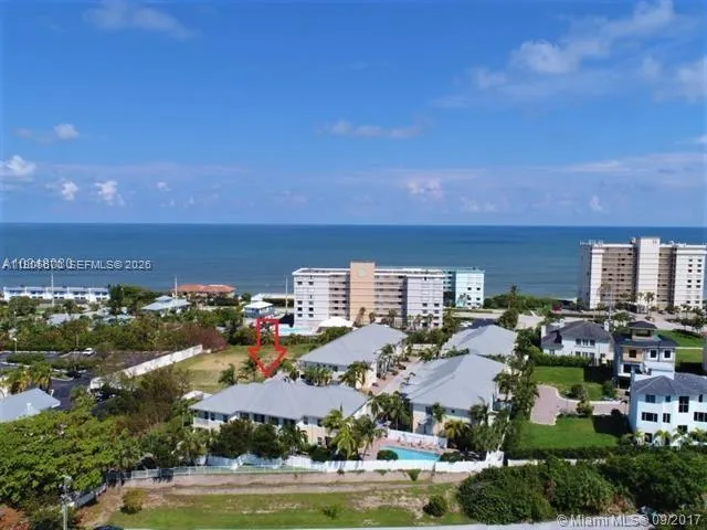 3 bedroom 2 bath for sale at 475 Ocean Ridge Way, Juno Beach FL 33408