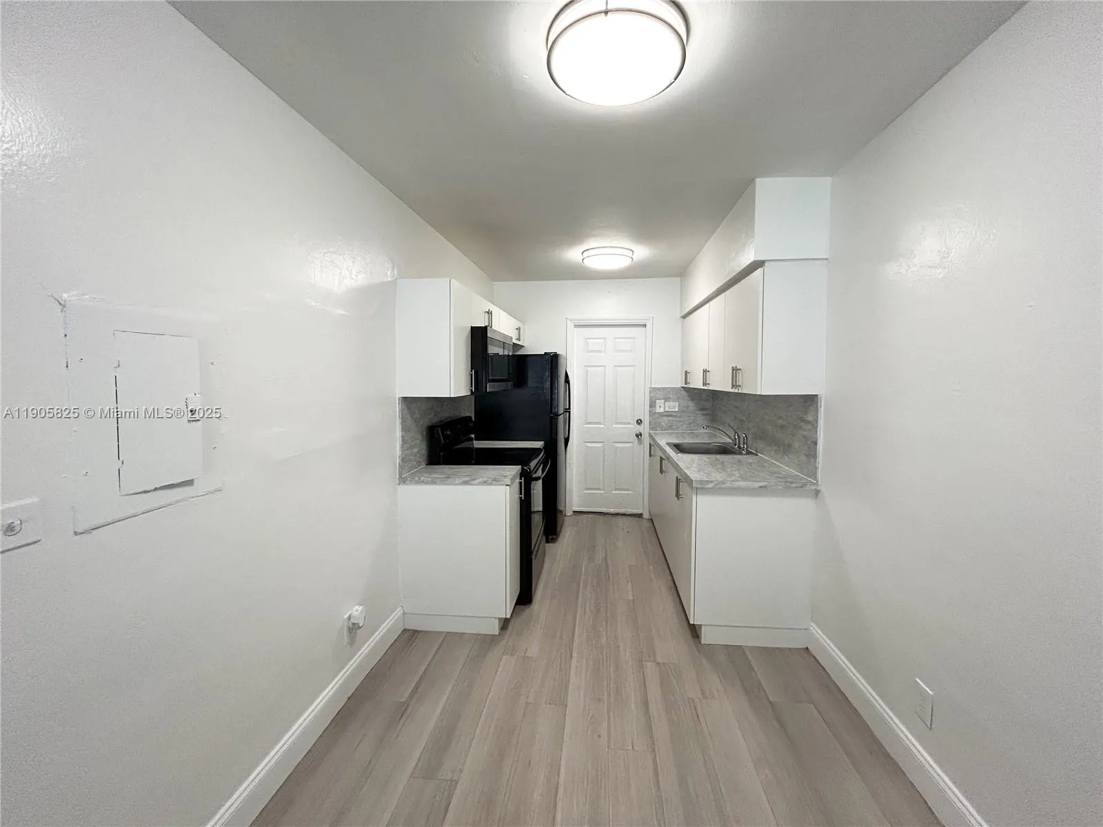 738 NE 86th St # 6, Miami FL 33138
