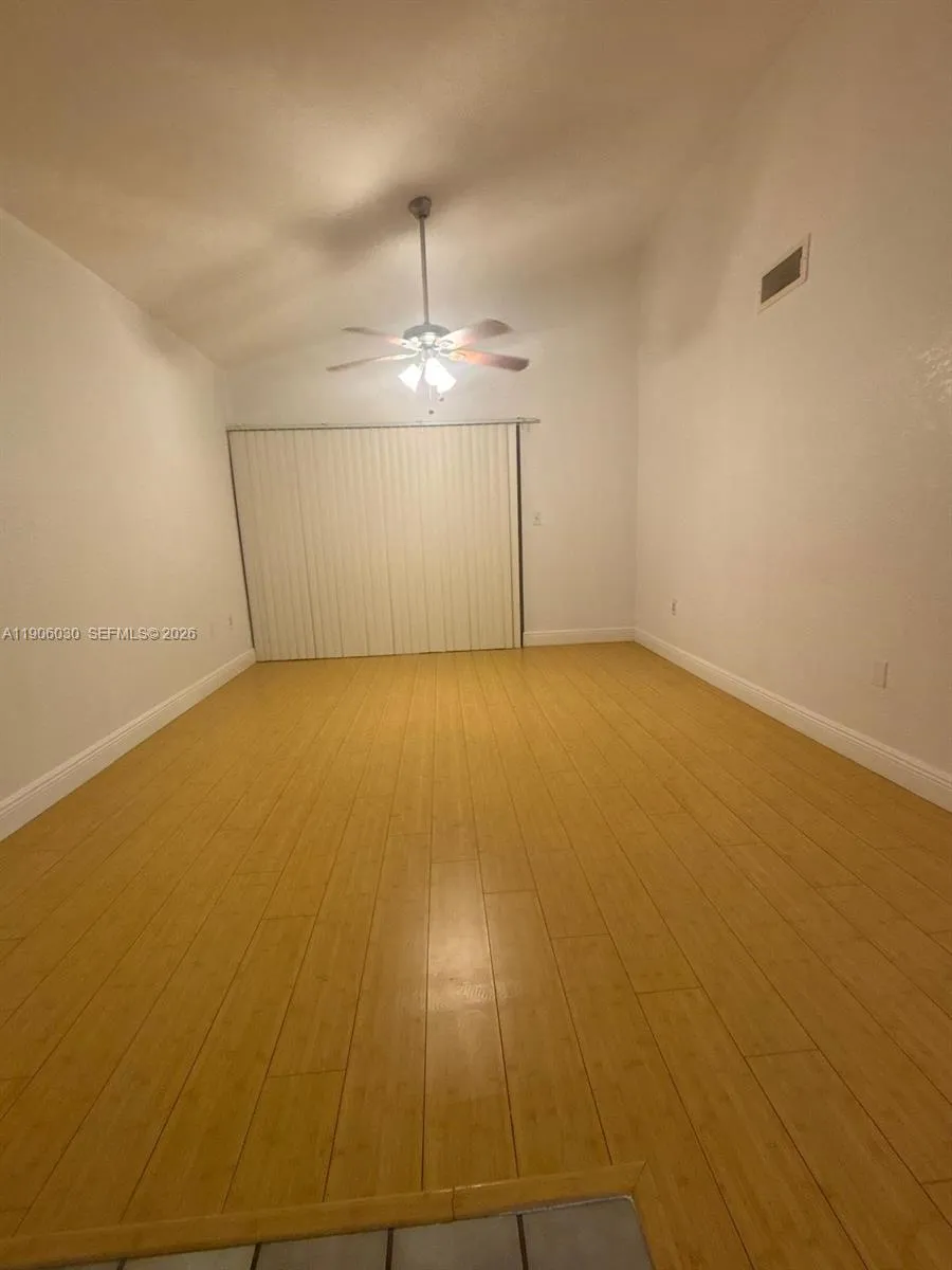 2831 N Oakland Forest Dr # 201, Oakland Park FL 33309
