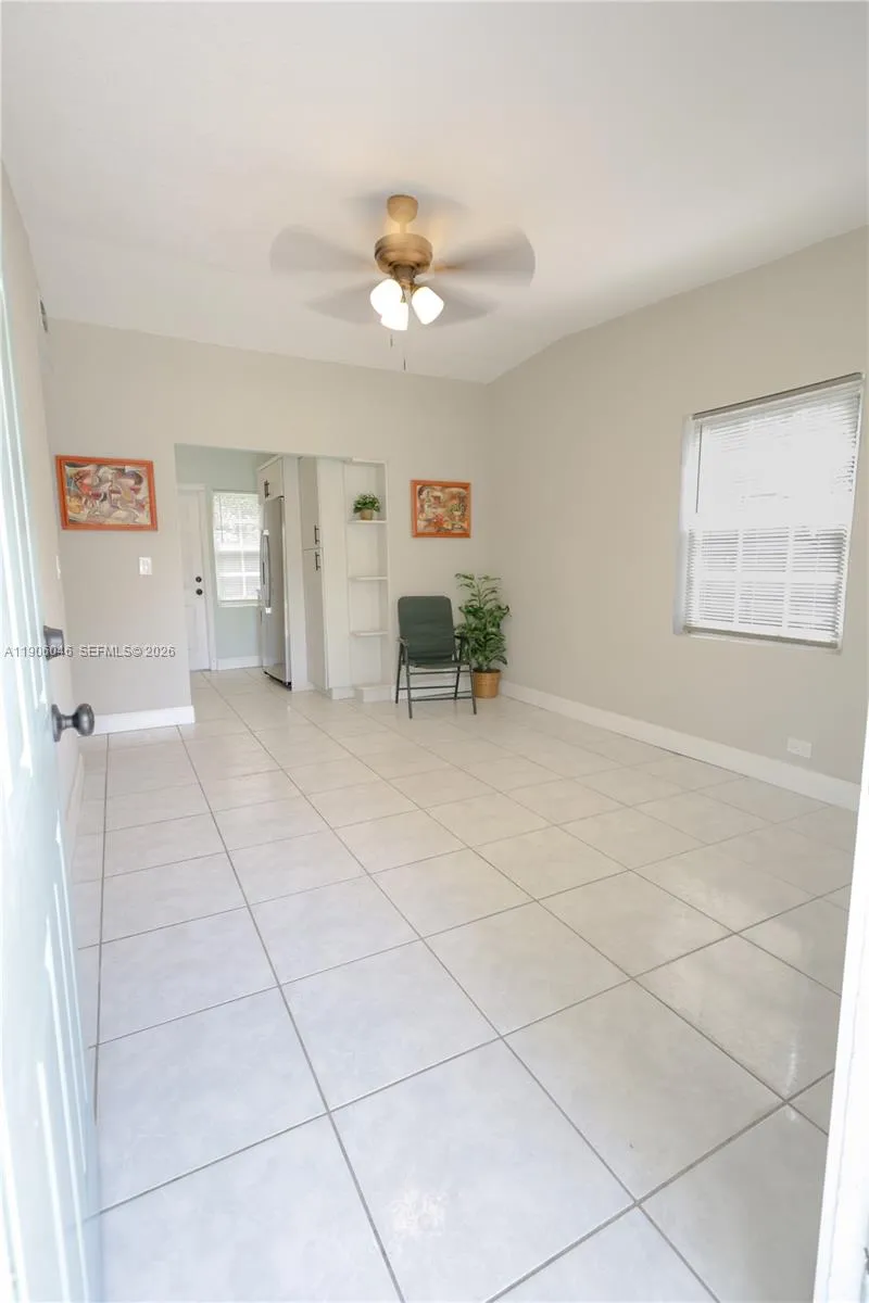 2310 W Bunche Park Dr, Miami Gardens FL 33054