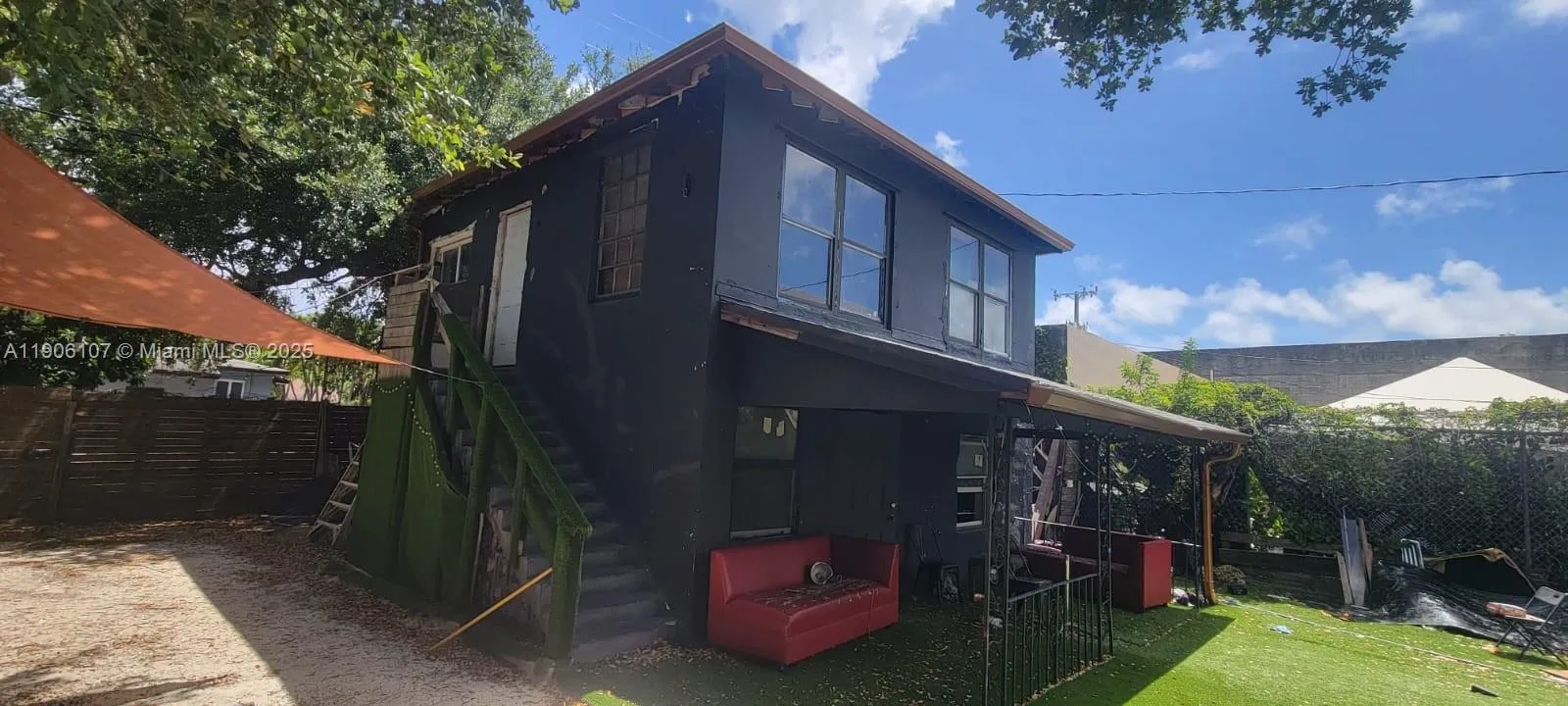 279 NW 54th St, Miami FL 33127