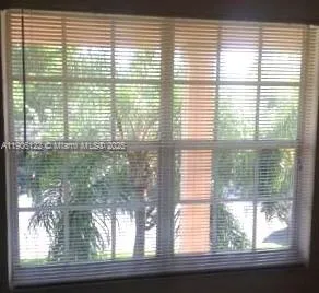 33 SALAMANCA AVE, Coral Gables FL 33134