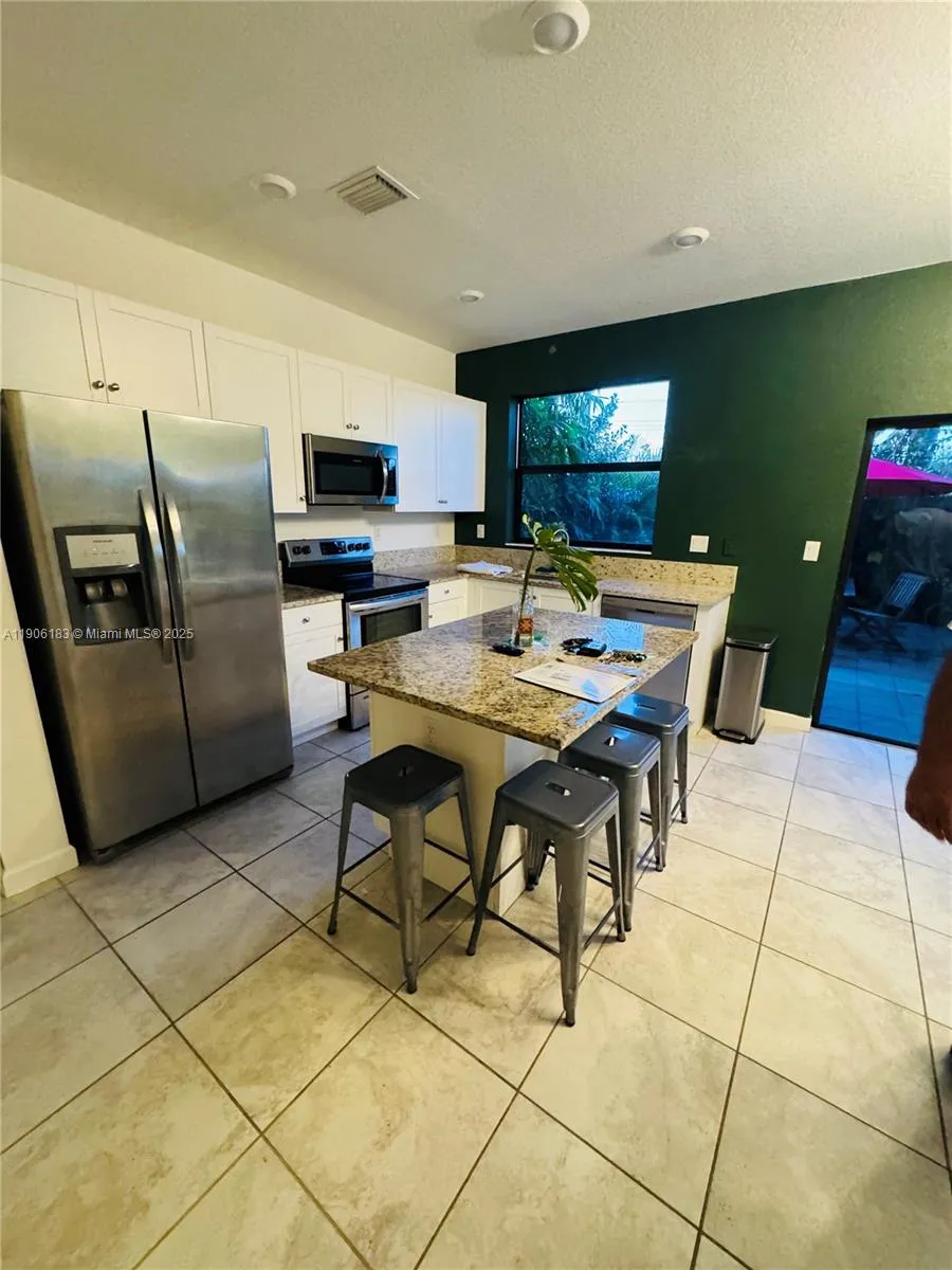 3 bedroom 3 bath for sale at 11383 SW 248th Ter, Homestead FL 33032