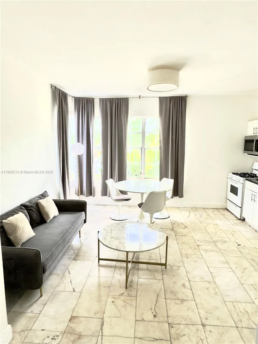 1526 Pennsylvania Ave # 2, Miami Beach FL 33139