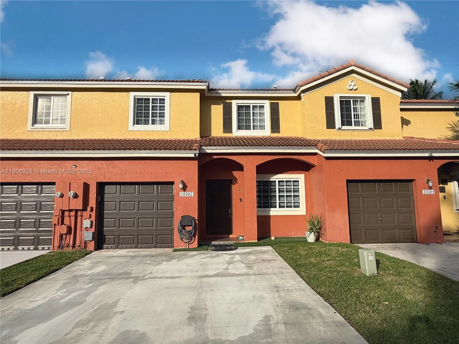 3 bedroom 2 bath for sale at 10307 SW 20th St, Miramar FL 33025