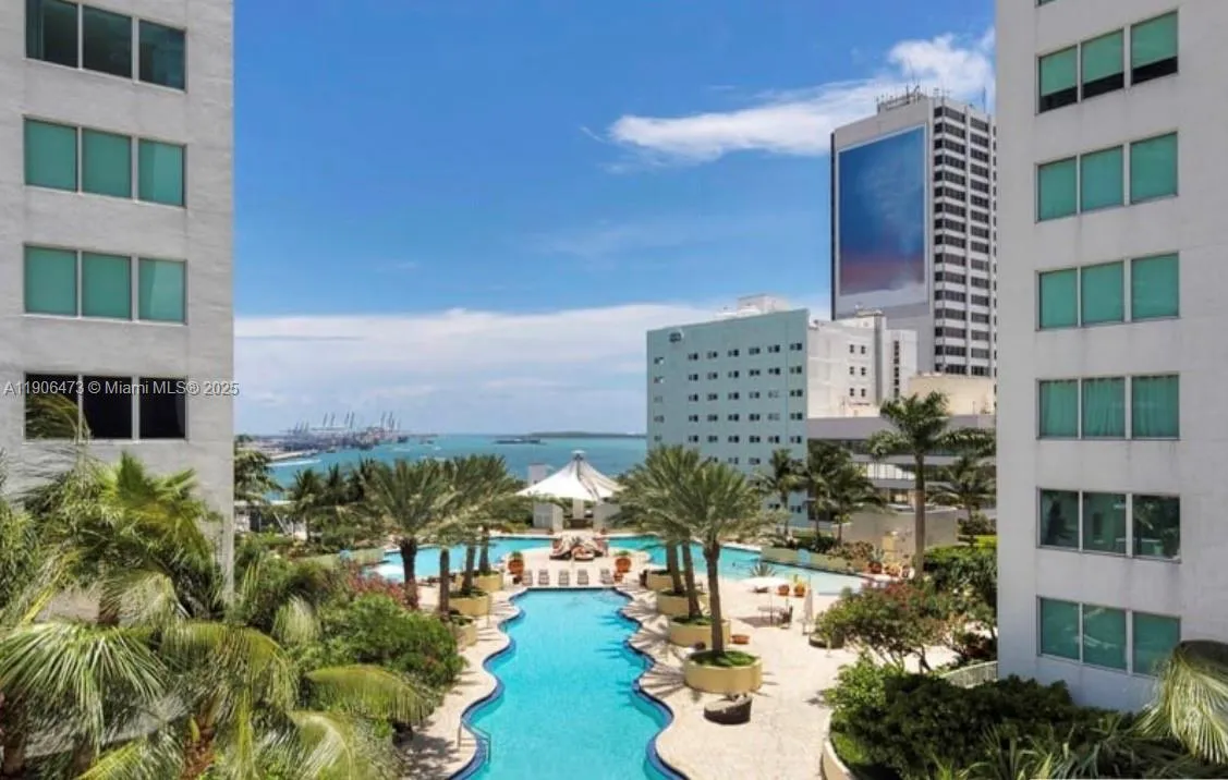 253 NE 2nd St # 632, Miami FL 33132
