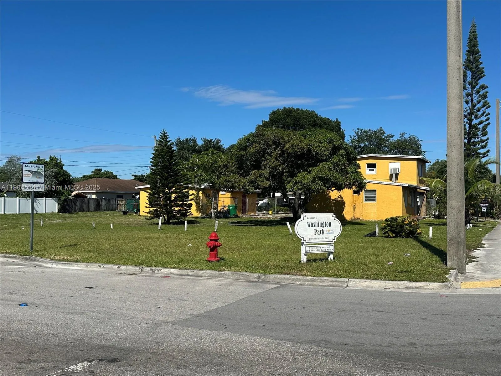 733 NW 27th Ave, Fort Lauderdale FL 33311