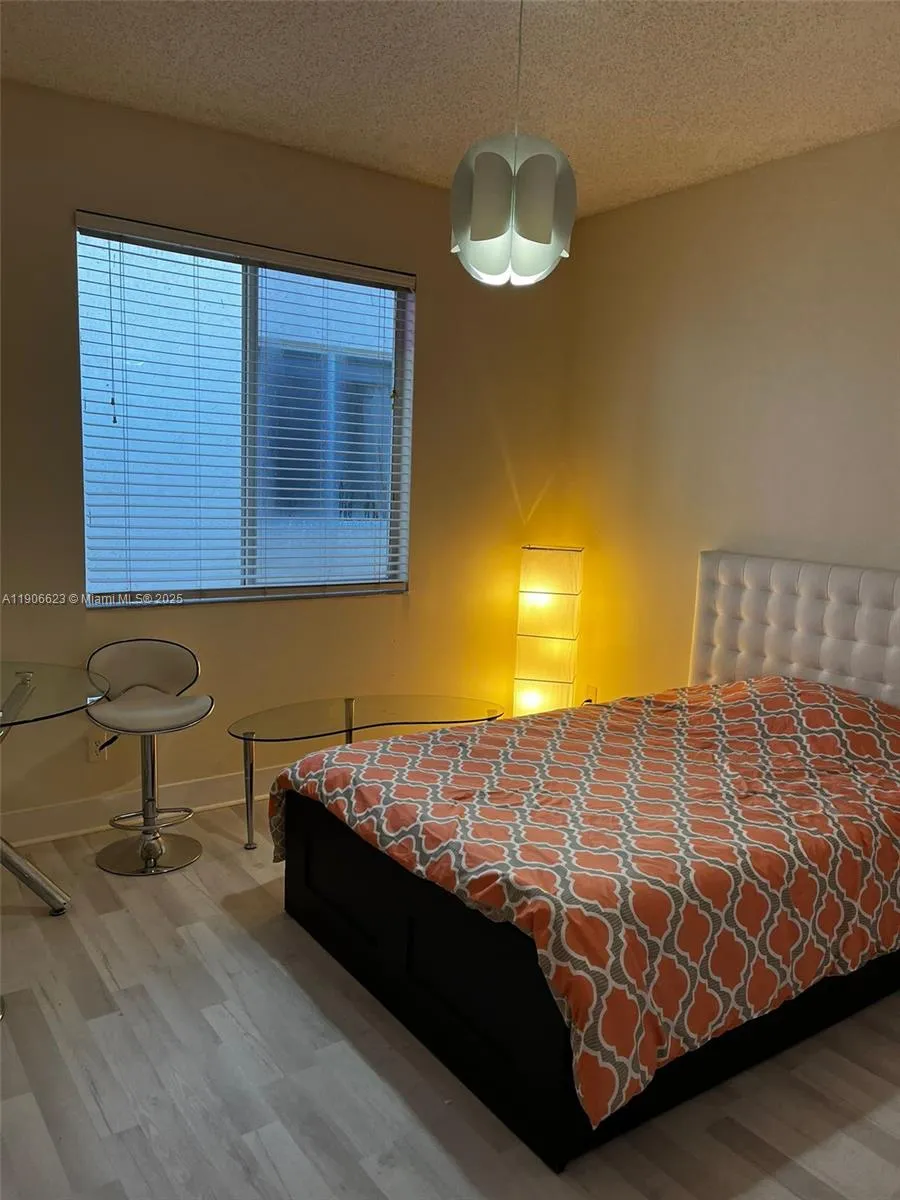 3 bedroom 2 bath for sale at 19353 SW 60th Ct, Pembroke Pines FL 33332