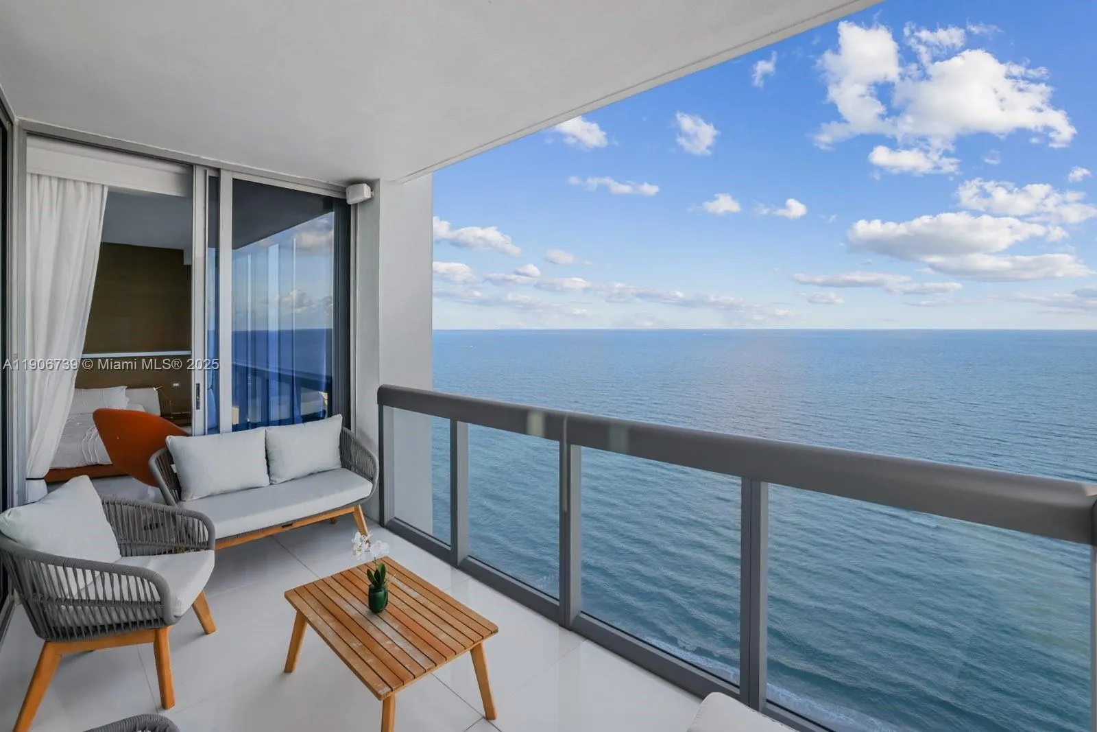 2 bedroom 2 bath for sale at 6899 Collins Ave # 2208, Miami Beach FL 33141