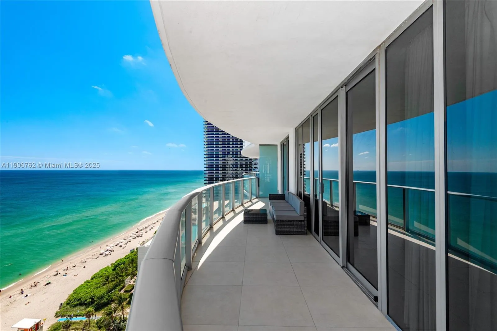 4111 S Ocean Dr, Hollywood FL 33019