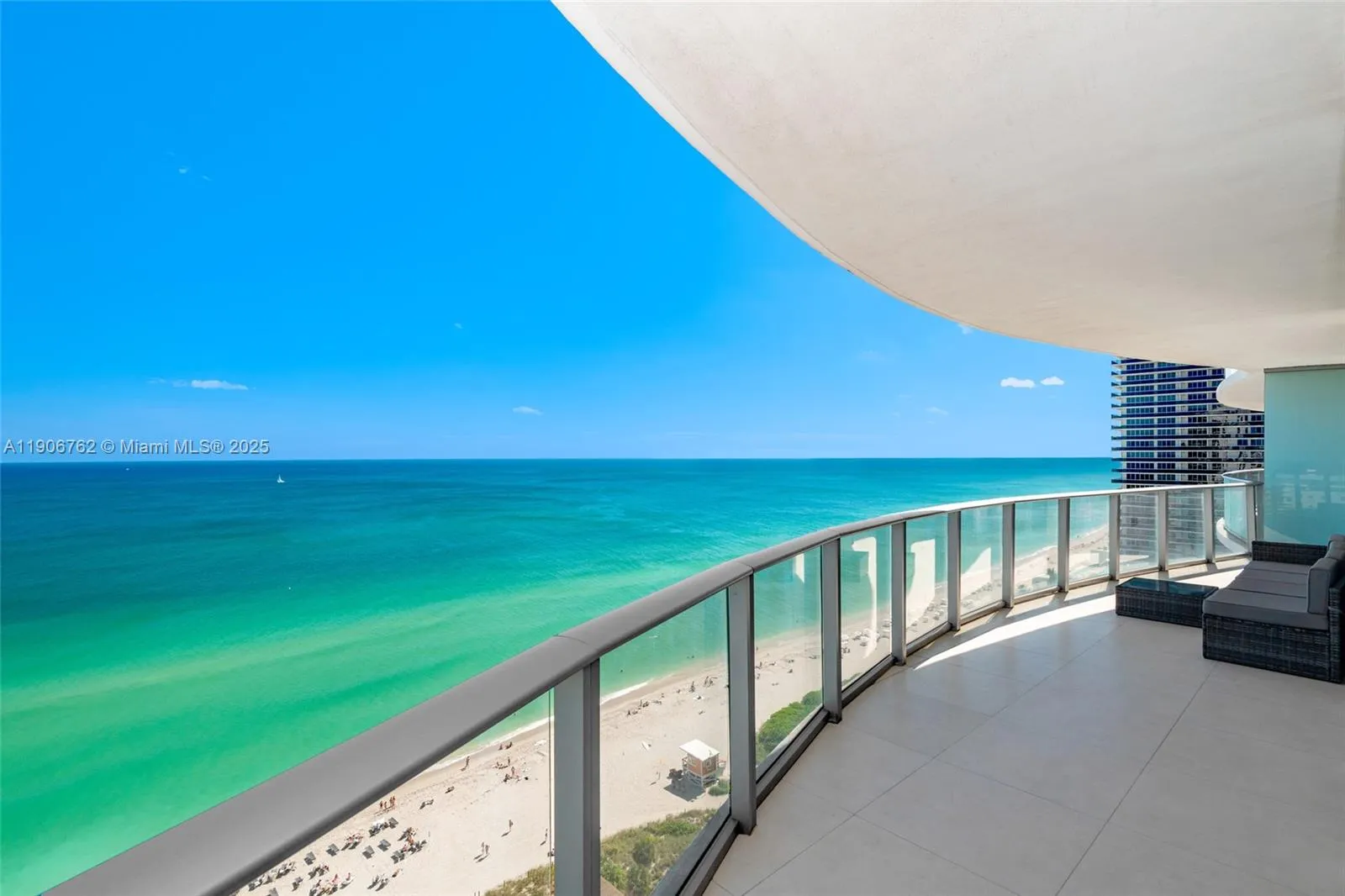 4111 S Ocean Dr, Hollywood FL 33019