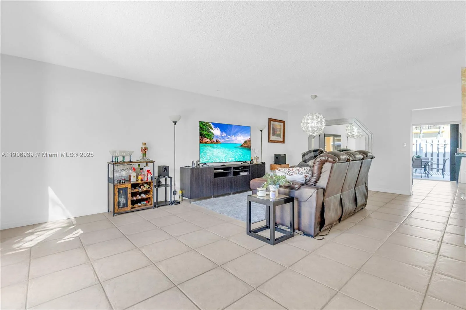 13715 SW 84th St # F, Miami FL 33183