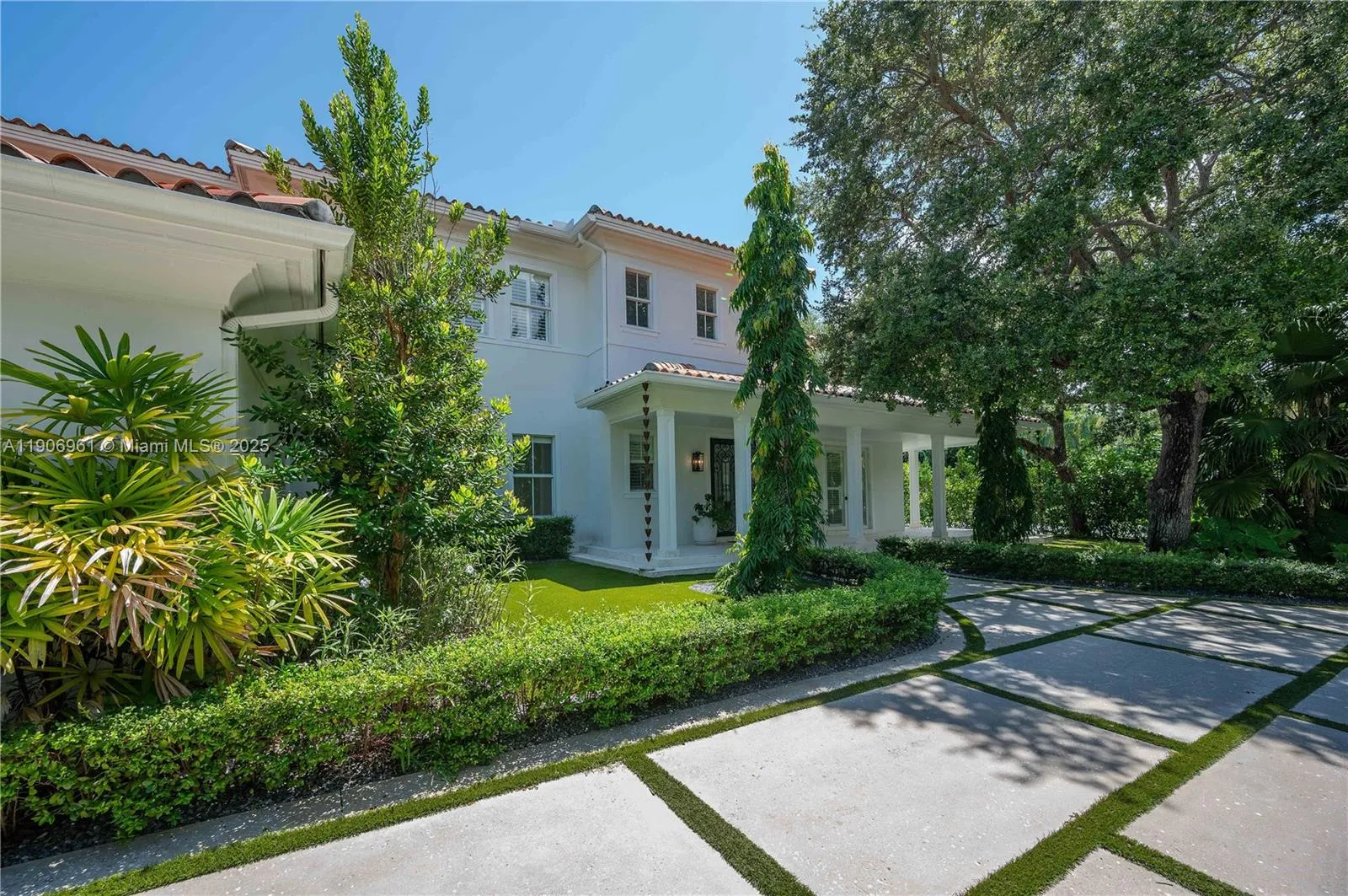 680 Destacada Ave, Coral Gables FL 33156