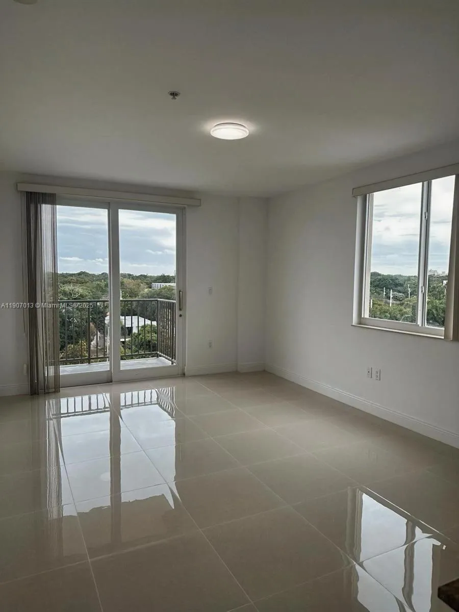 2701 SW 3rd Ave # 606, Miami FL 33129