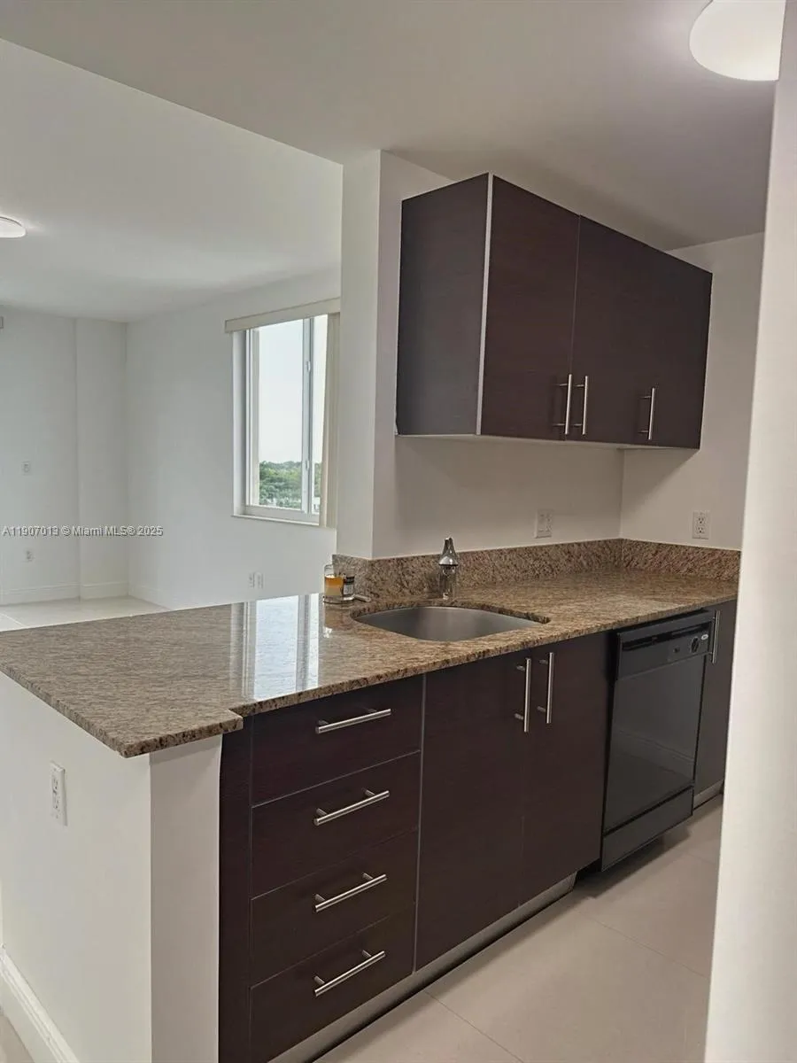 2701 SW 3rd Ave # 606, Miami FL 33129