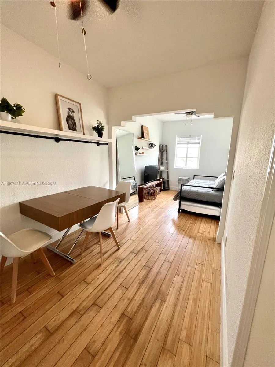 8415 Harding Ave # 14, Miami Beach FL 33141