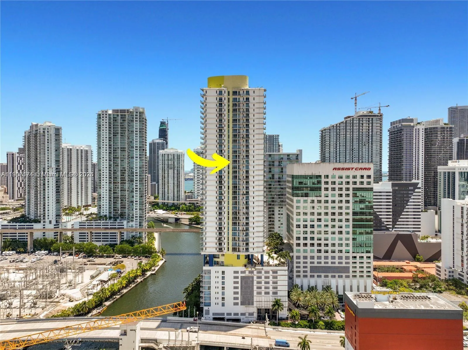 1 bath for sale at 185 SW 7th St # 3100, Miami FL 33130