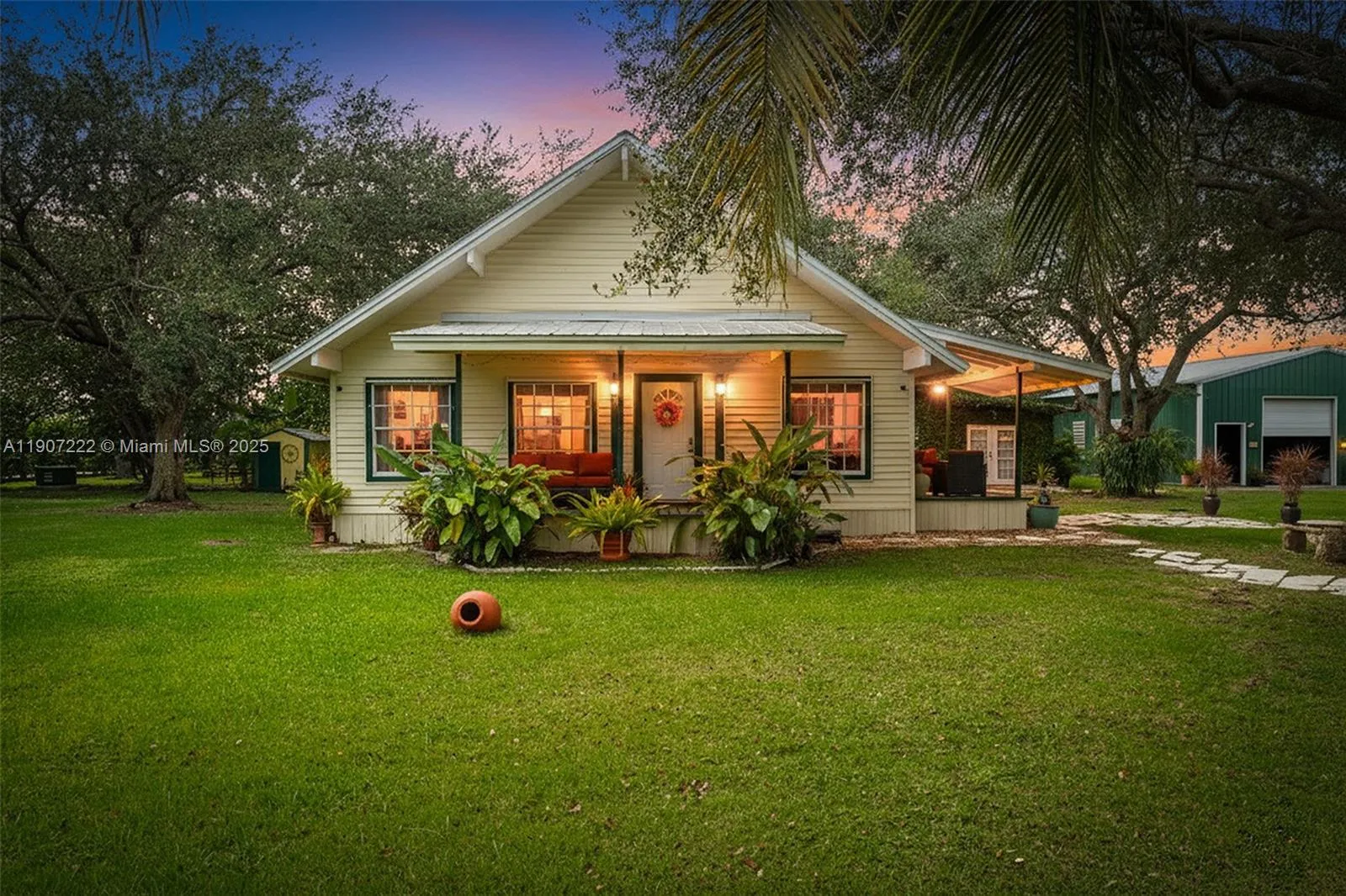 4 bedroom 3 bath for sale at 18895 SW 212th St, Miami FL 33187