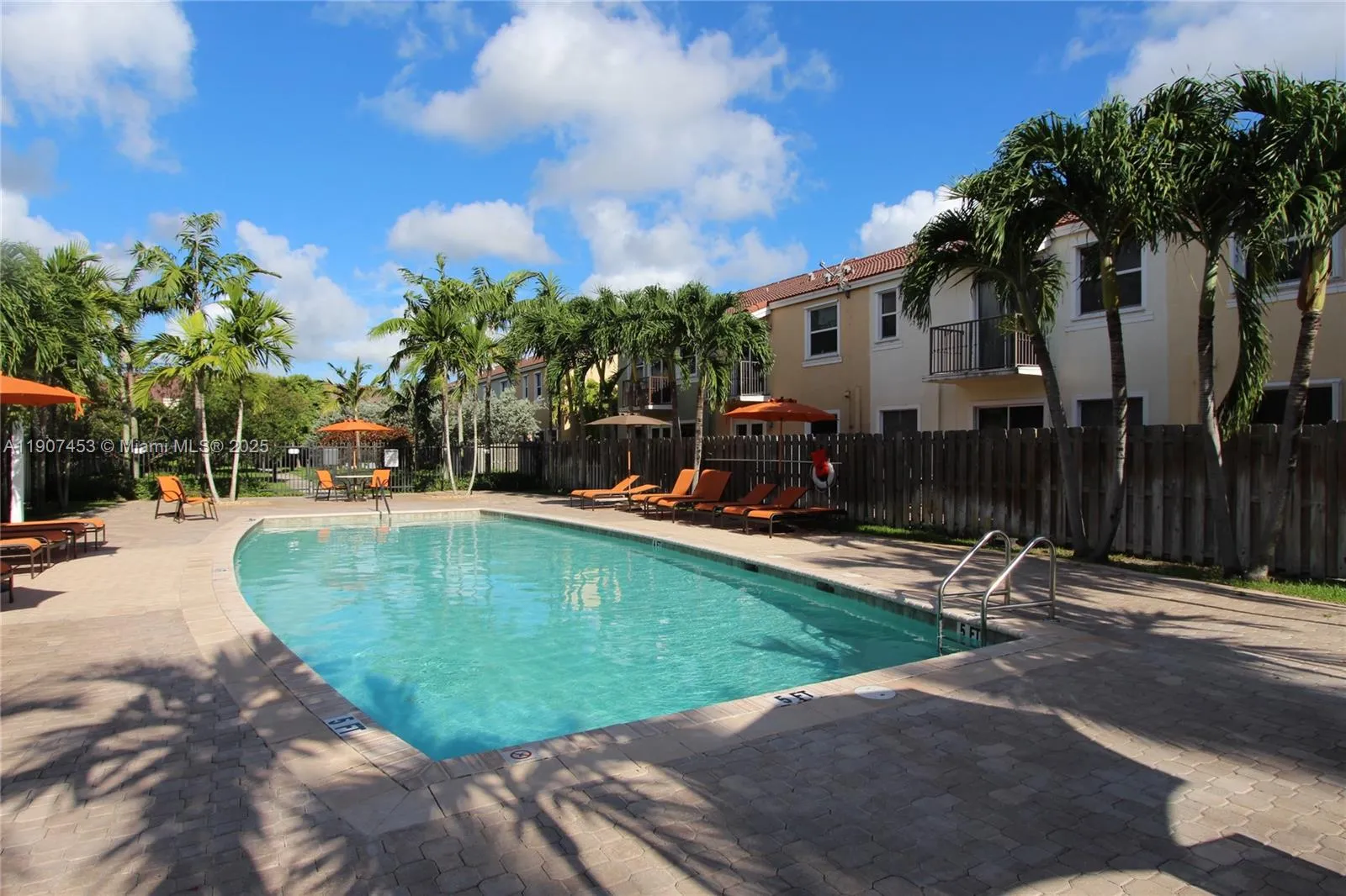 14928 SW 40th St, Miami FL 33185