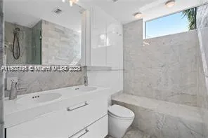 1600 Michigan Ave # 7, Miami Beach FL 33139