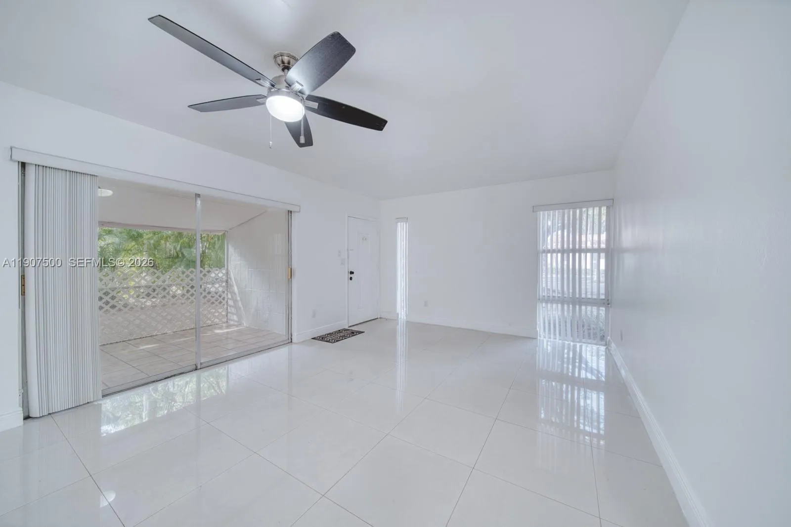 400 Minorca Ave # 1, Coral Gables FL 33134