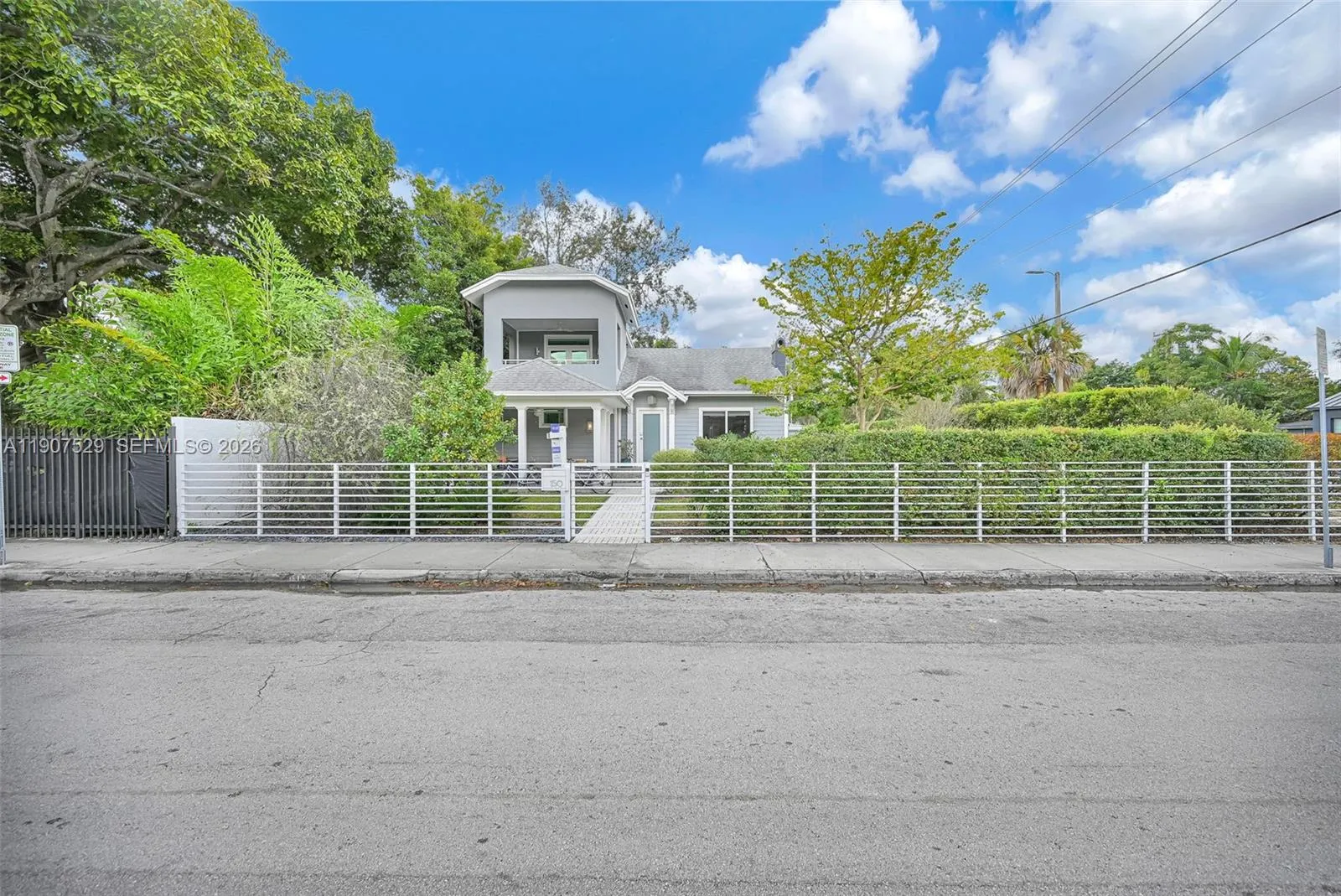 150 NE 50th Ter, Miami FL 33137