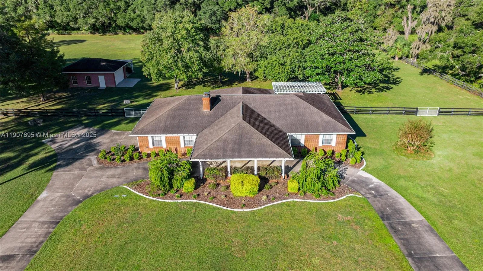 9812 SW 74 Ave, Ocala FL 34476