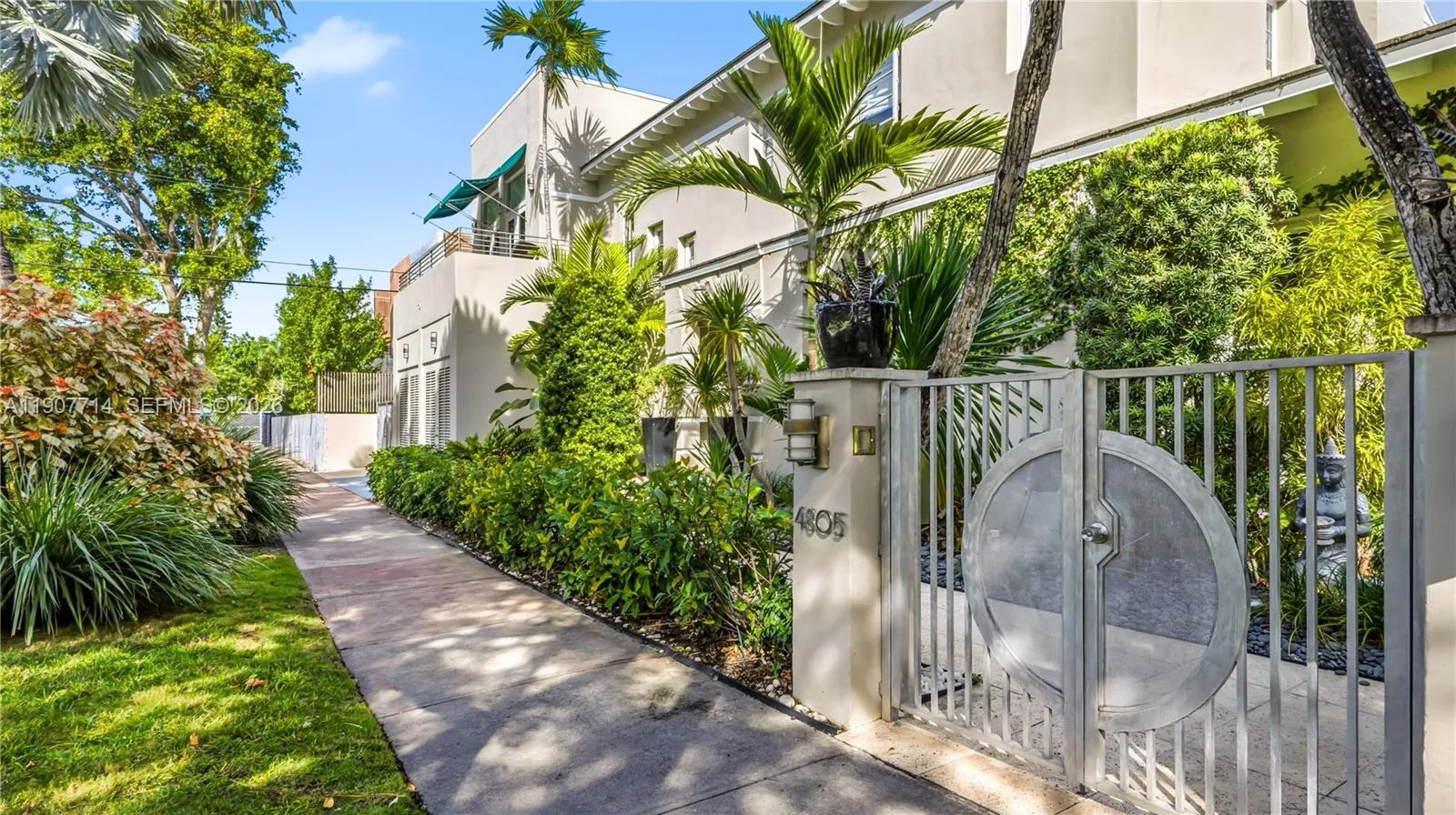 4805 Cherokee Ave, Miami Beach FL 33140