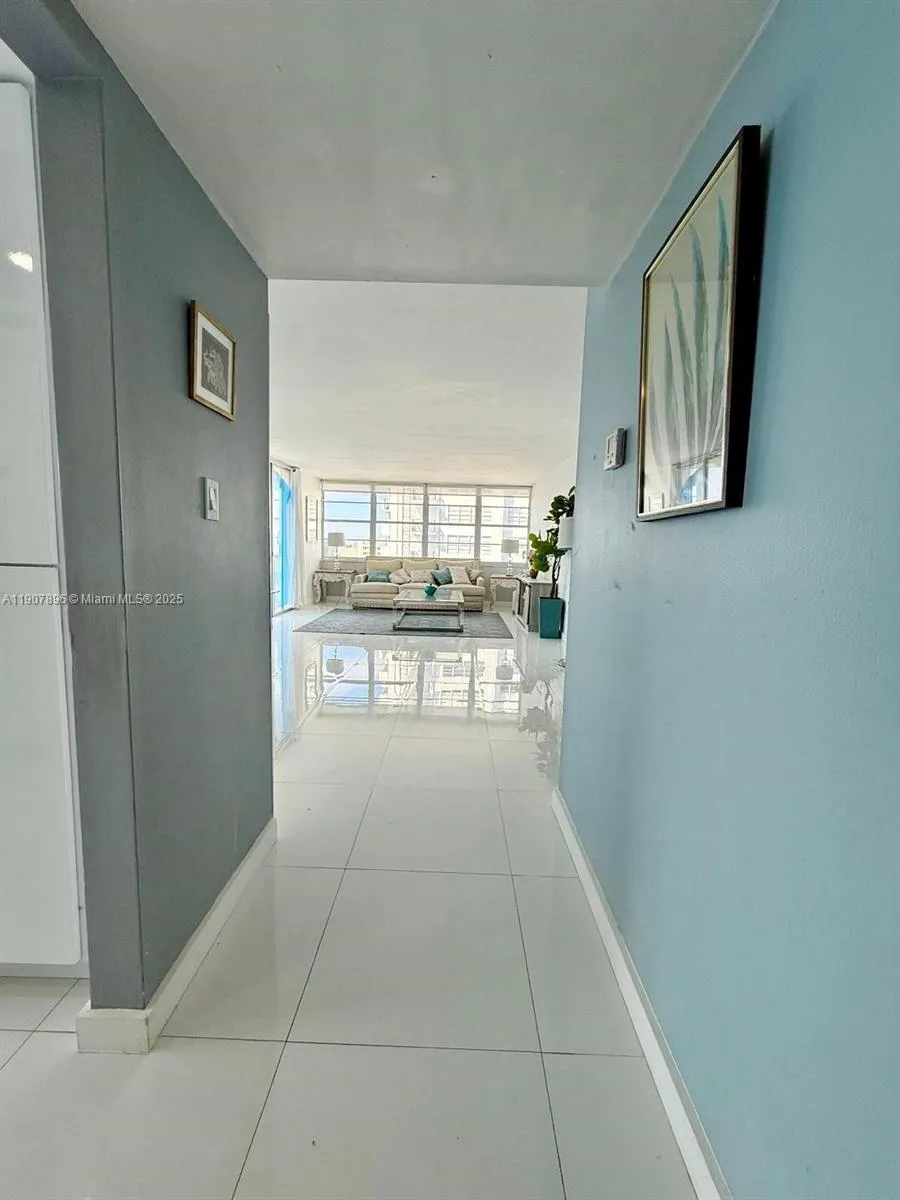 18051 Biscayne Blvd # 1604, Aventura FL 33160