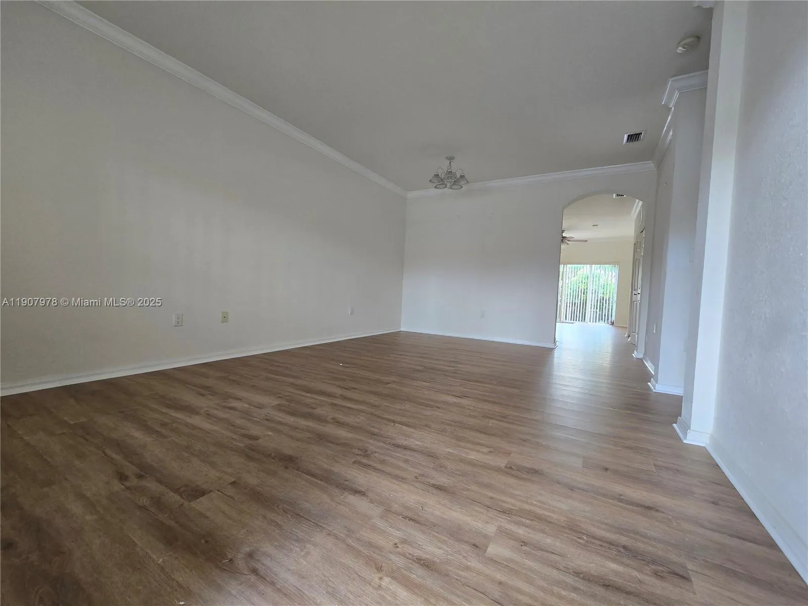 18201 SW 109th Pl, Miami FL 33157