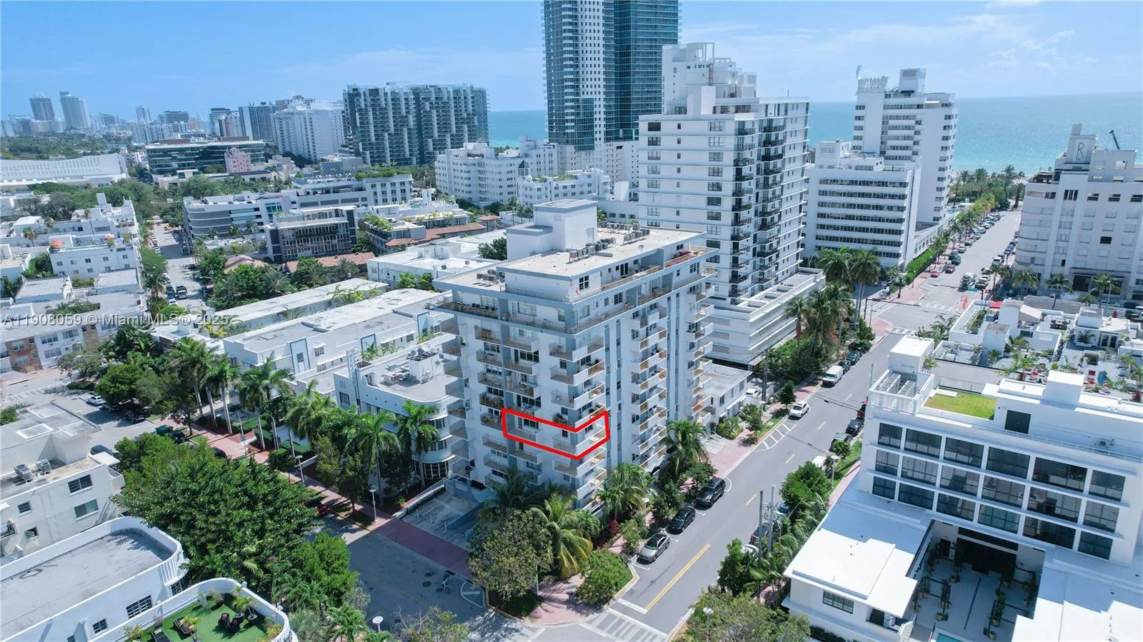 1 bedroom 1 bath for sale at 245 18th St # 502, Miami Beach FL 33139