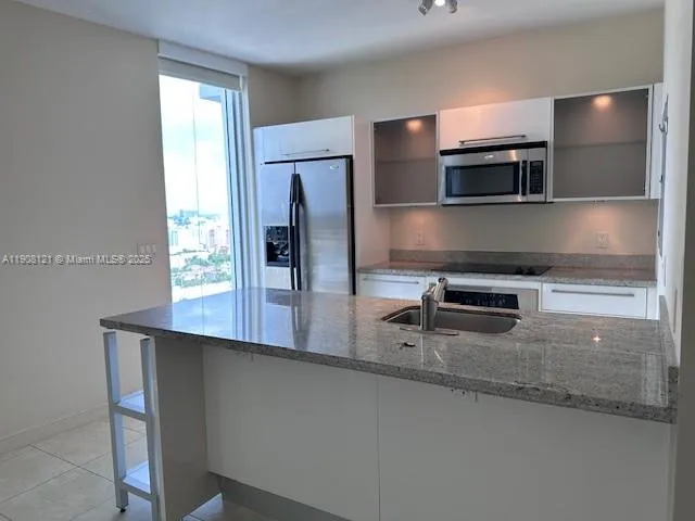 185 SW 7th St # 2300, Miami FL 33130