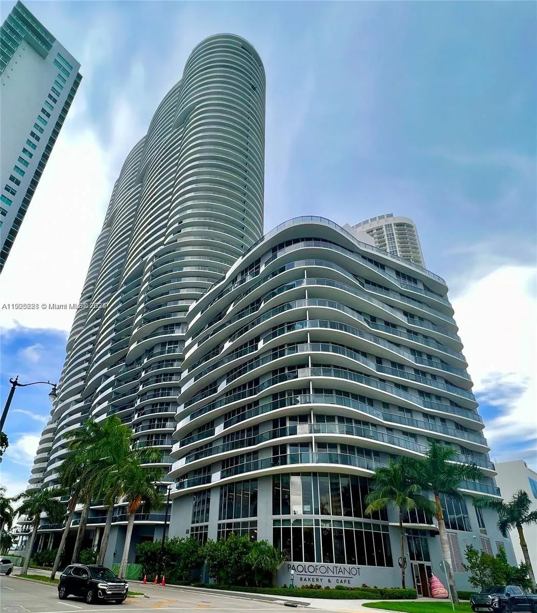 2 bedroom 2 bath for sale at 488 NE 18th St # 3100, Miami FL 33132