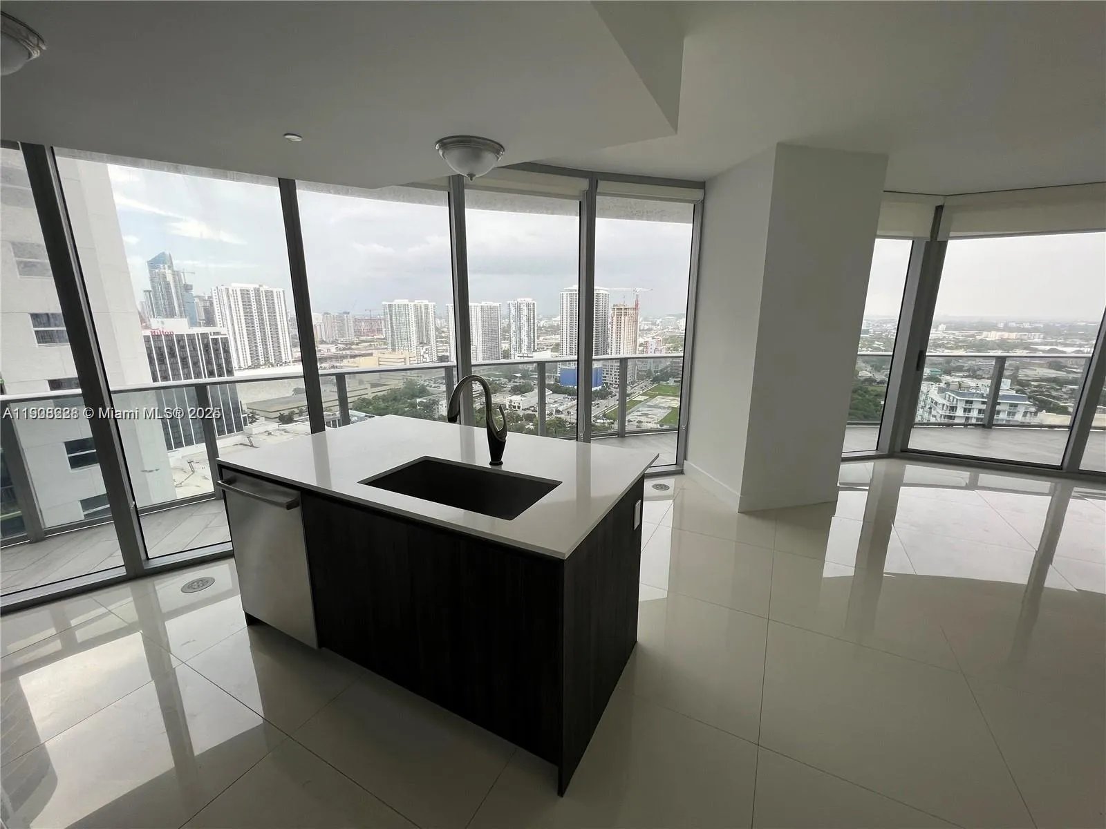 488 NE 18th St # 3100, Miami FL 33132