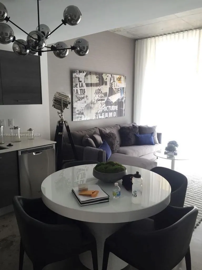 1 bedroom 1 bath for sale at 151 SE 1st St # 903, Miami FL 33131