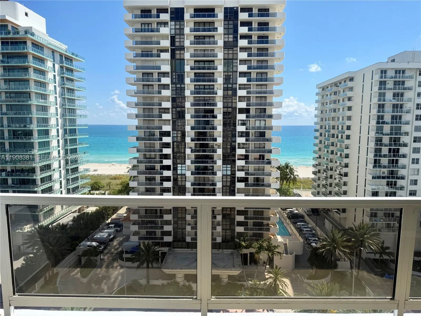 1 bedroom 1 bath for sale at 5700 Collins Ave # 14M, Miami Beach FL 33140