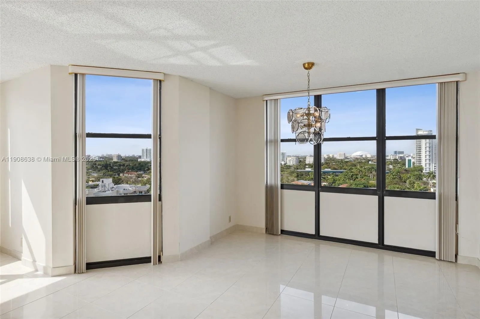 1901 Brickell Ave # B1408, Miami FL 33129