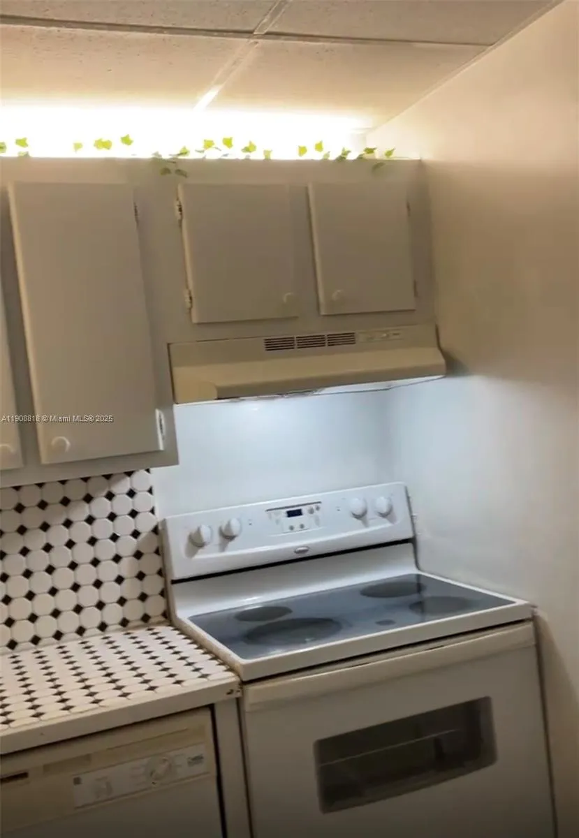 16851 NE 23rd Ave # 519, North Miami Beach FL 33160