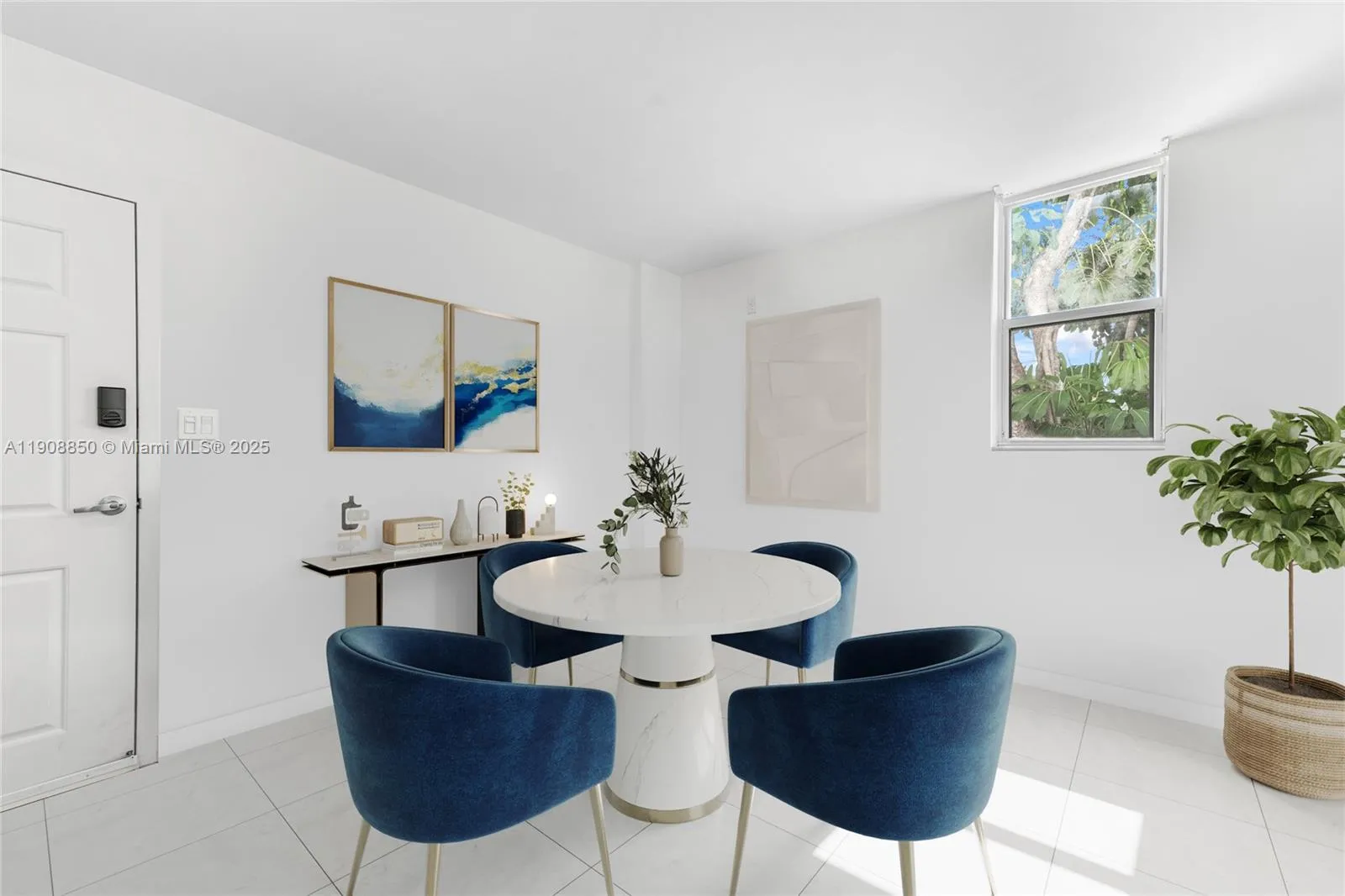 650 NE 64th St, Miami FL 33138