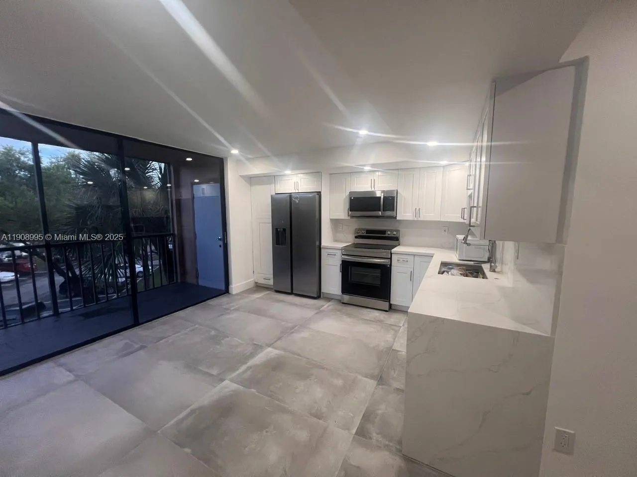 8600 SW 133 AVE RD # 319, Miami FL 33183